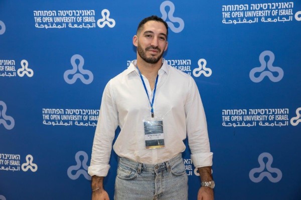 18 מתוך 610